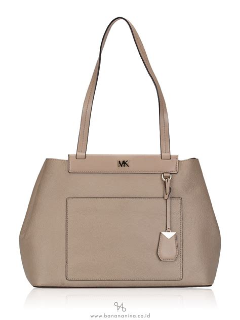 michael kors meredith medium ew bonded shoulder bag color-truffle|Michael Kors Meredith Medium EW Bonded Tote. .